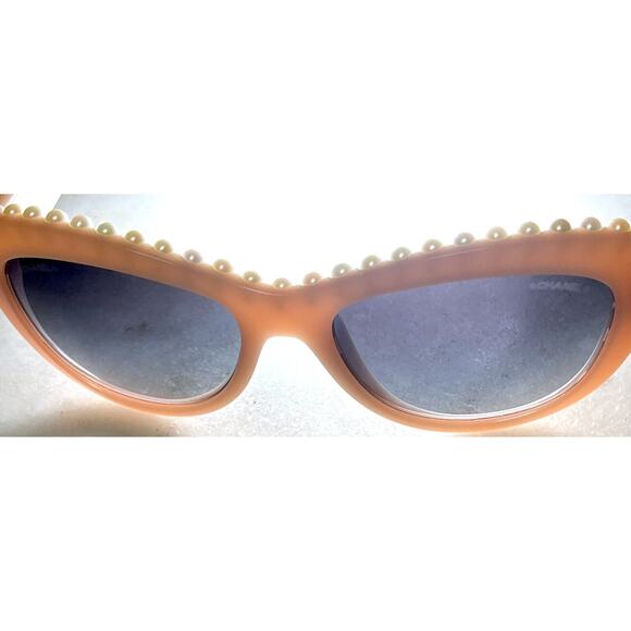 Chanel PINK SHELL FLESH Color 6040H 714/S7 Sunglasses Peek A Boo Pearls CAT EYE - Picture 8 of 16